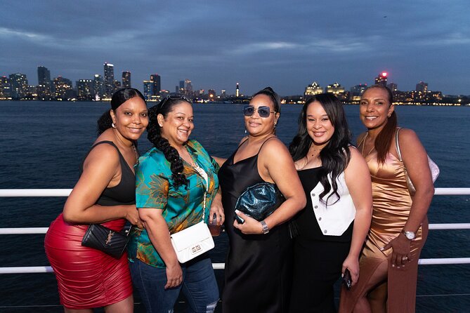 New York City Skyline Dinner Cruise - Is the $129 price fair?