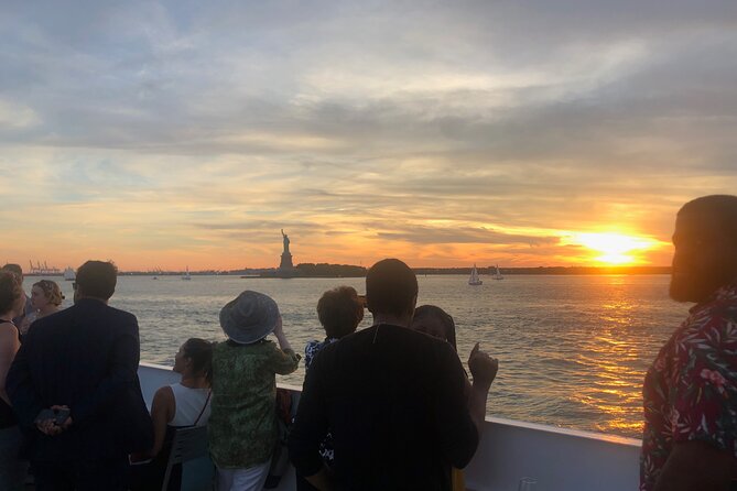 New York City Skyline Sunset and Night Cruise - Who Will Enjoy This Cruise Most