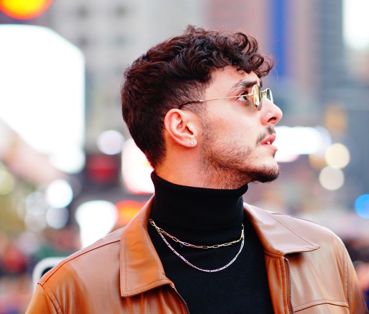 New York City: Solo or Couples Photoshoot in Times Square! - Key points to know