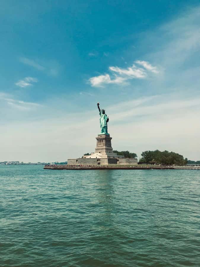 New York City: Statue of Liberty & Ellis Island Guided Tour - Meeting at Battery Park
