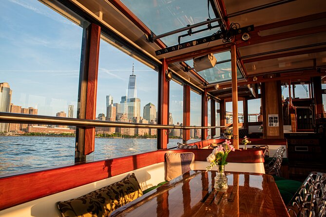New York City Sunset Cruise on a Yacht - The Manhattan skyline from the Hudson River