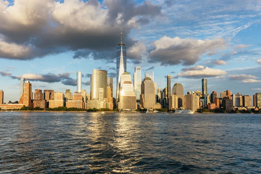 New York City: Sunset Yacht Cruise - The first views of Lower Manhattan