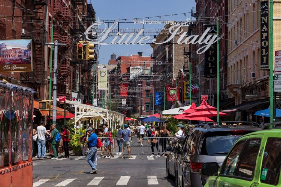 New York City: Tour of Manhattan, Bronx, Queens & Brooklyn - From Times Square to Harlem and the Upper East Side