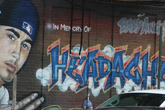 New York contrasts: Manhattan, The Bronx, Queens & Brooklyn - Williamsburg offers a sharp Brooklyn contrast