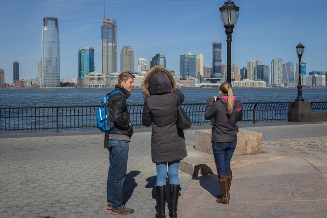 New York Full Day Private Tour: Hidden Gems & Local Highlights - What the guides add, and where the experience can fall short