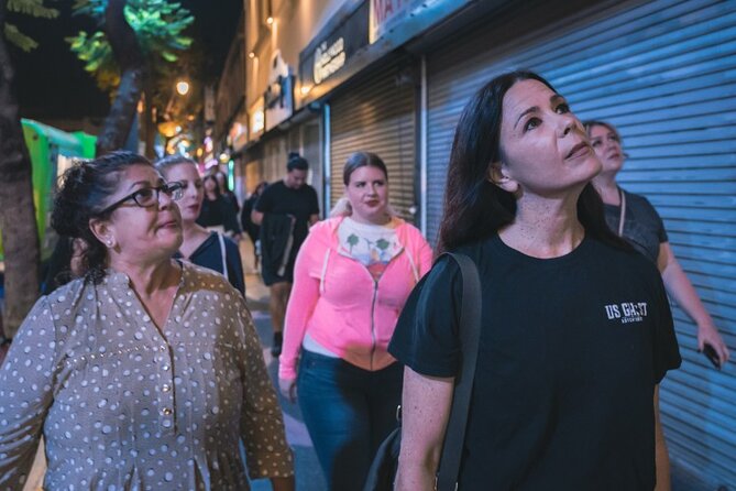 New York Ghosts Boos and Booze Haunted Pub Crawl - The guides shape the whole evening