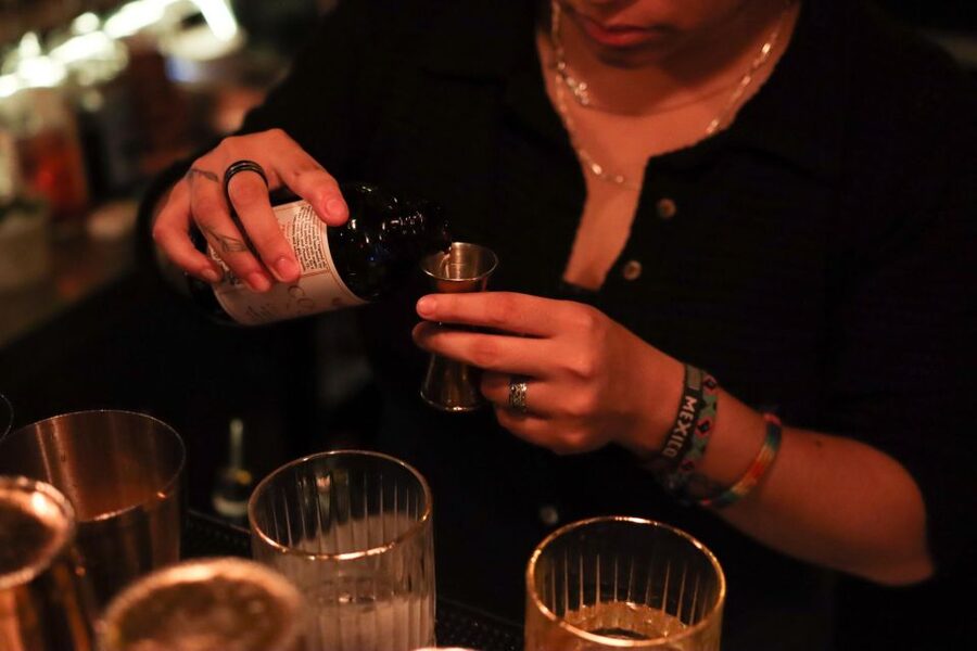 New York: Guided Walking Tour to Hidden Speakeasies - What the $39 price really covers