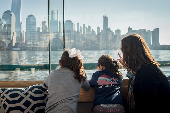 New York Harbor Brunch Cruise - The United Nations from the East River