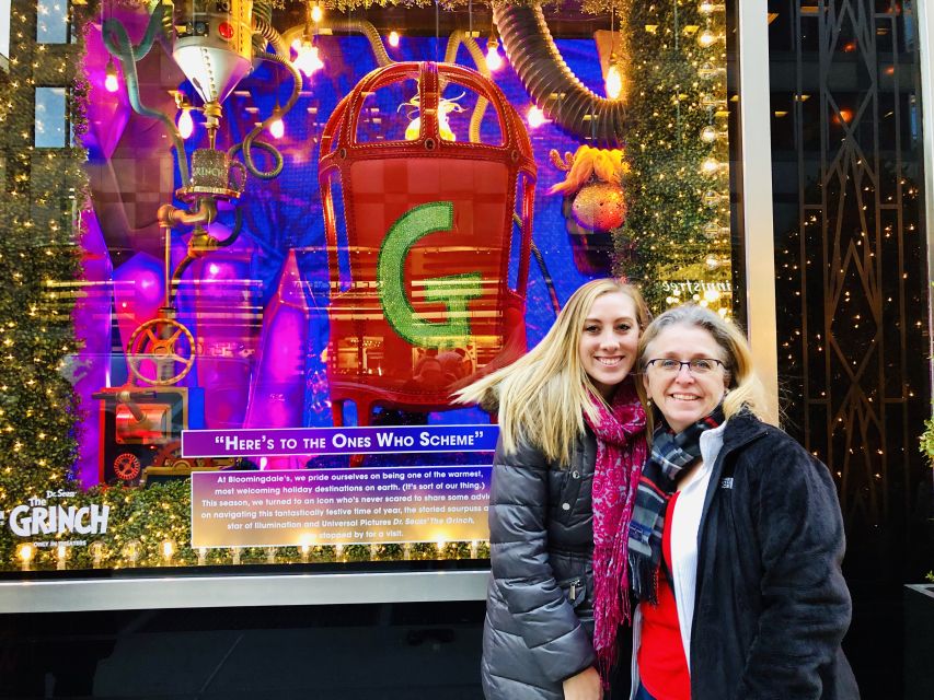 New York Holiday Lights and Movie Sites Bus Tour - Why the movie theme works in New York at Christmas