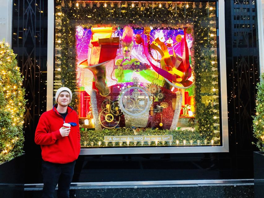 New York Holiday Lights and Movie Sites Bus Tour - Buddy’s apartment and the city behind Elf