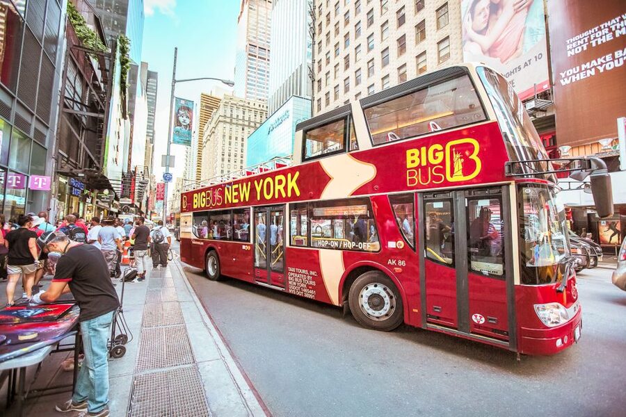 New York: Hop-on Hop-off Sightseeing Tour by Open-top Bus - Uptown, Museum Mile, and Midtown landmarks