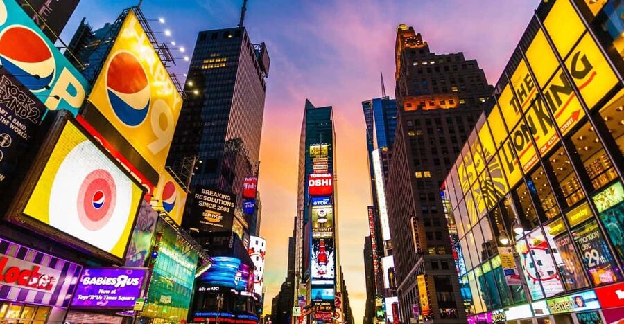 New York Manhattan:JFK EWR LGA Private Hotel Transfer - Price and value for a group of four