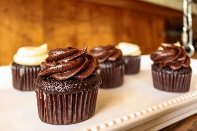 New York Private Food Tour with 6+ Tastings in Greenwich Village - What the private format is worth at $340