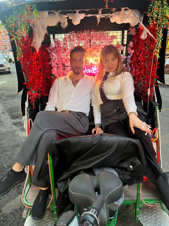 New York: Rockefeller Center Christmas Tree Pedicab Tour - Central Park South Sets the Holiday Mood