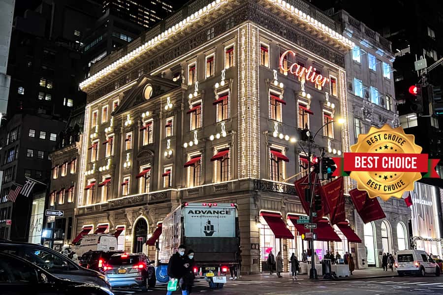New York: Rockefeller Center Christmas Tree Pedicab Tour - Times Square Finishes the Ride with Maximum Energy