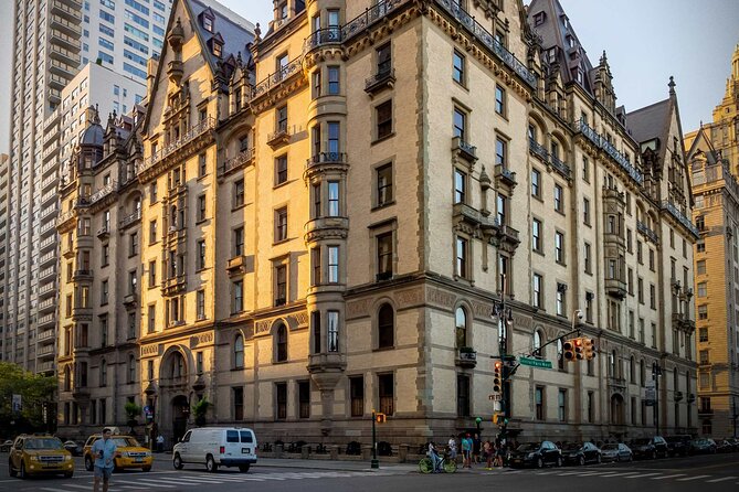 New York’s Iconic Central Park: A Self-Guided Audio Tour - Grand Army Plaza and the Plaza Hotel