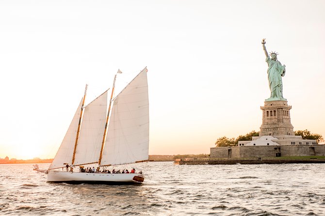 New York Sunset Schooner Cruise on the Hudson River - Leaving Chelsea Piers on the Hudson