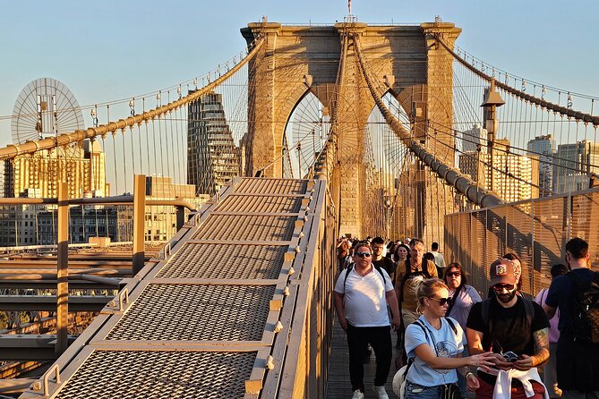 New York: THE BEST OF BROOKLYN - DUMBO and the Washington Street Frame