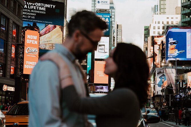 New York: Times Square Professional Photoshoot - Weather, comfort, and who should book