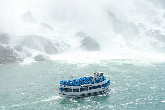 New York to Niagara Falls and Washington DC Three-Day Tour - Day two: glass, waterfalls, and Niagara after dark