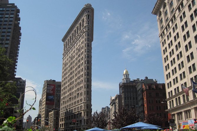 New York Tour by Subway and Bus with Private Guide - The Flatiron Building adds a quick architectural pause