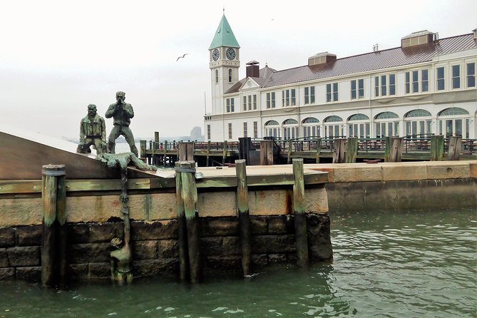 New York Walking Tour with Private Local Guide - The guide can make or break the day