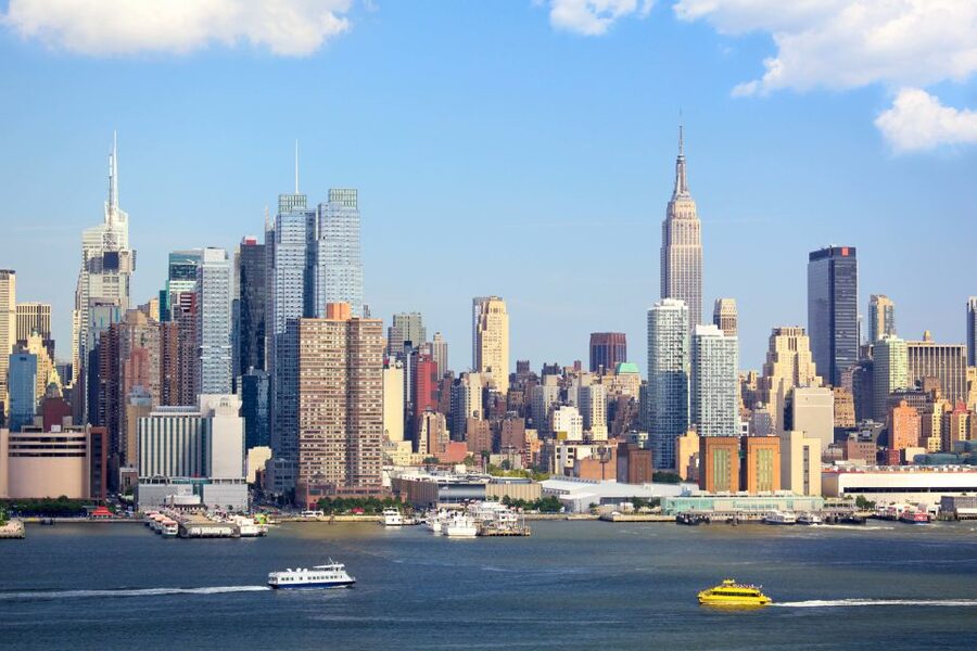 Newark Liberty International Airport: Manhattan Transfers - The Ride Into Manhattan and What the Timing Means
