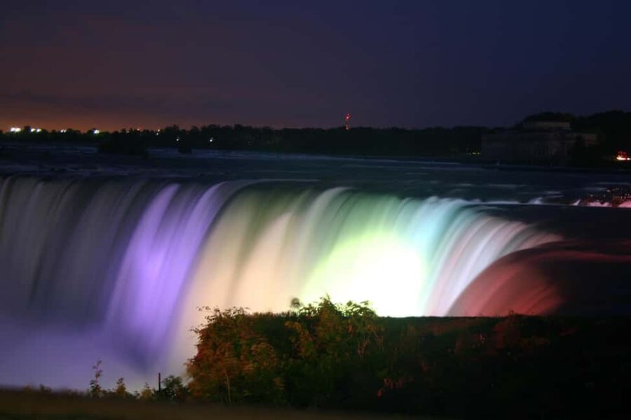 Niagara Falls, Corning, Finger Lakes 2 Day Tour from NYC - Day one leaves New York early