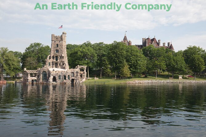 Niagara Falls, Toronto and 1000 Islands, 3 Day Tour from NYC - Cruising the 1000 Islands from Rockport