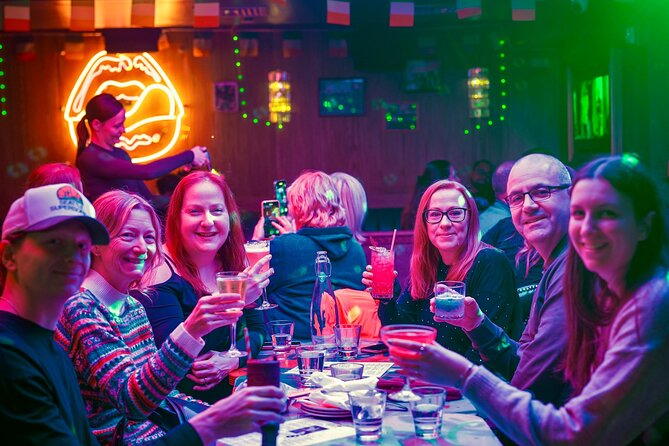 Night Out Tour: Gangsters, Heroes and Bright Lights of NYC - What happens at the 7:30 pm meeting point