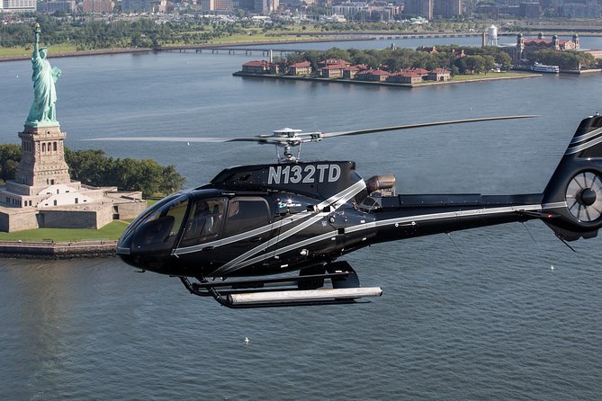NY Helicopter Tour: Ultimate NYC Sightseeing (Heliport fees Incl) - Why the view changes your sense of New York