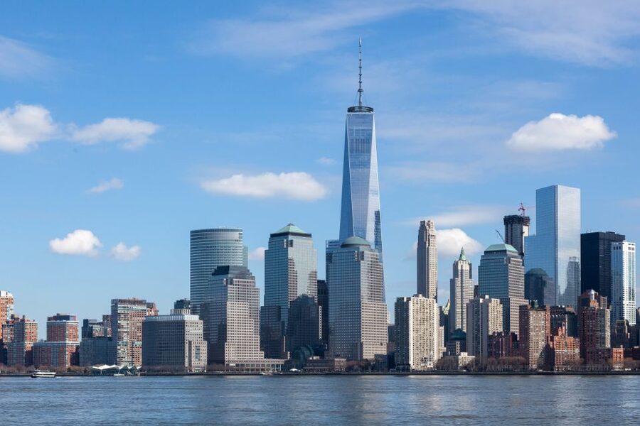 NYC: 9/11 Memorial Tour and Optional Observatory Ticket - The guide makes or breaks this experience