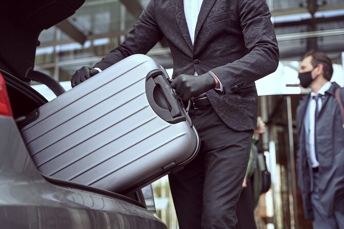 NYC Airports All Inclusive Private Departure Transfer JFK LGA EWR - The value of $67.30 per person
