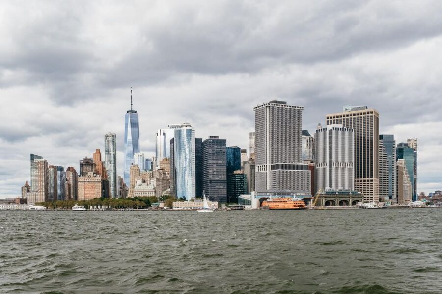 NYC: Around Manhattan Official NYC Architecture Cruise - Why seeing Manhattan from a yacht changes the city