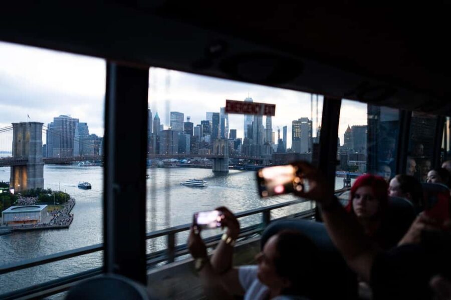 NYC at Night: 3-Hour Luxury Bus Tour of Top Highlights - Grand Central Terminal gives you a proper stop