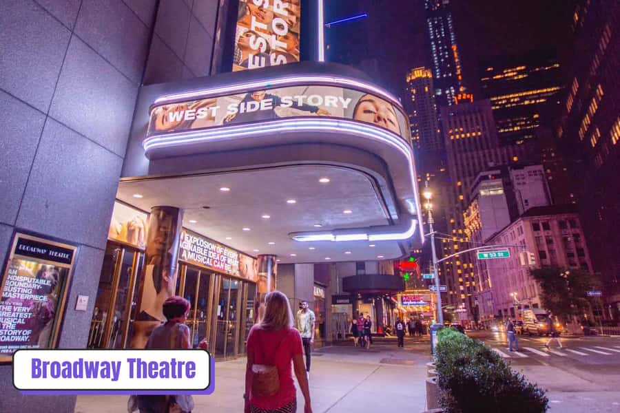 NYC : Big Apple City Lights & Broadway Express Tour 40 Mins - Who will get the most from this $25 experience