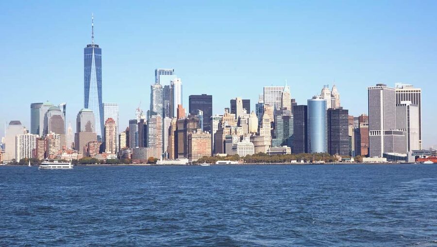 NYC: Bottomless Brunch Cruise - Choosing between buffet and plated brunch