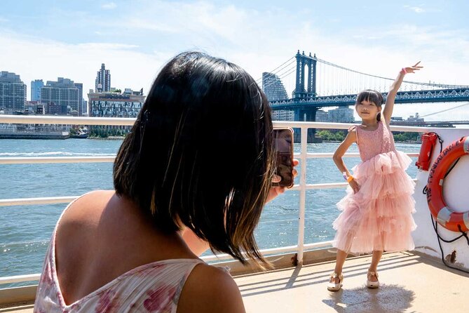 NYC Bottomless Brunch Cruise with Iconic Views - Pier 40 at noon: an easy start in Manhattan