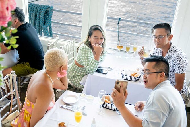 NYC Bottomless Brunch Cruise with Iconic Views - Bottomless mimosas and a full bar