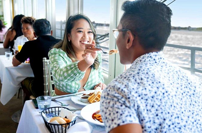 NYC Bottomless Brunch Cruise with Iconic Views - Sky Deck views and the best place for photos
