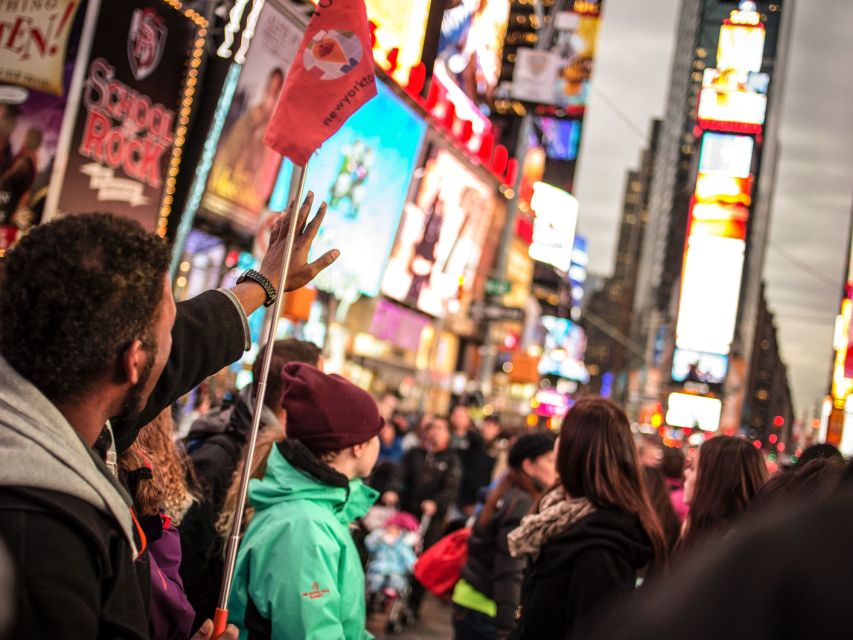 NYC: Broadway and Times Square Insider Tour with a Performer - Broadway explained by people who know the stage