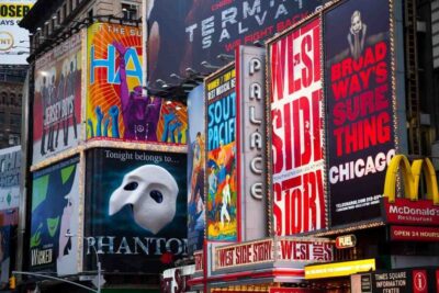 Broadway and Times Square Insider Tour with a Performer