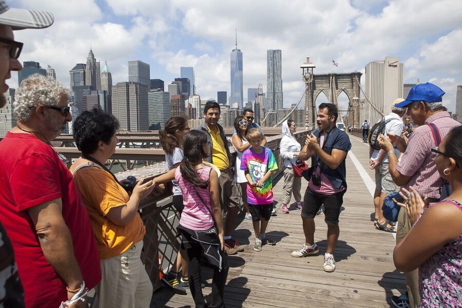 NYC: Brooklyn Bridge and Dumbo District Walking Tour - Key points to know