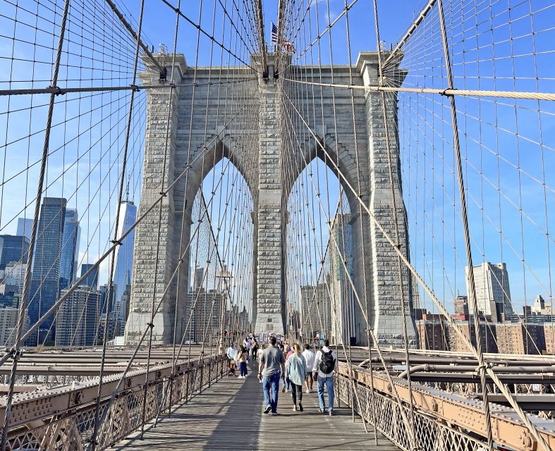 NYC: Brooklyn Bridge and Dumbo Guided Walking Tour - Reaching Dumbo after the bridge