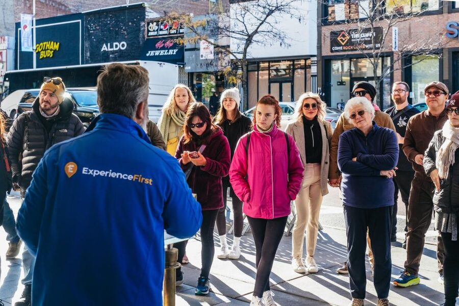 NYC: Brooklyn, Bronx, Queens Sightseeing Bus Tour - DUMBO and the Manhattan skyline