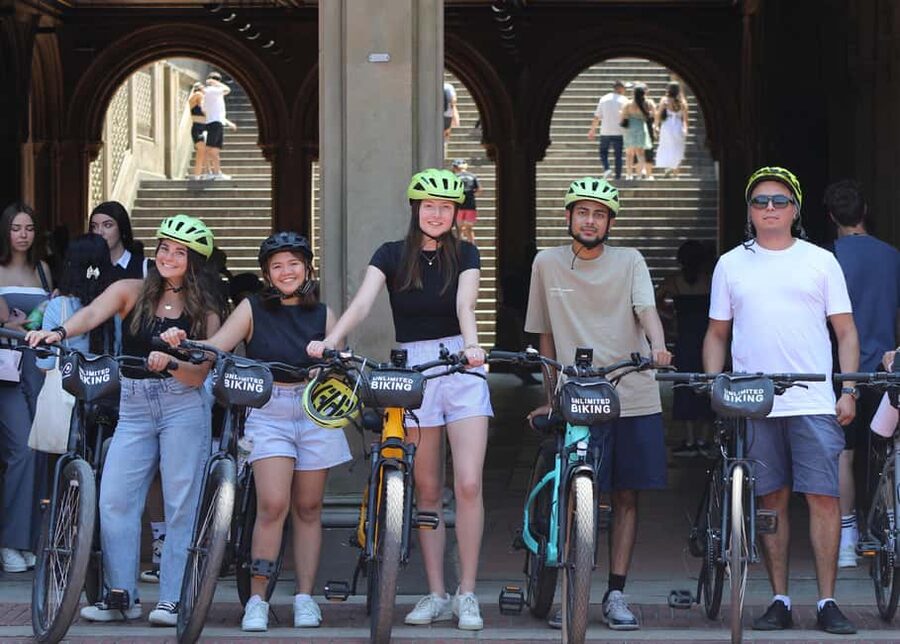 NYC: Central Park Bike Rentals - Picking up your bike at 56 W 56th Street