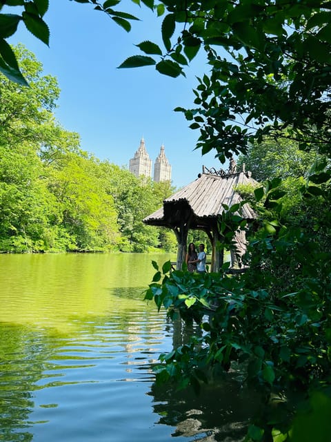 NYC: Central Park guided walking tour - Cherry Hill and Bow Bridge