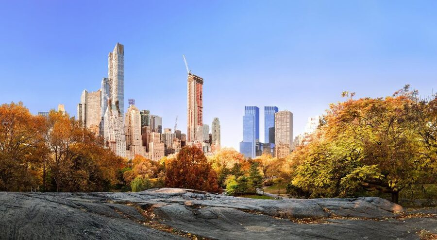 NYC: Central Park Guided Walking Tour English-Spanish - The Mall and Literary Walk