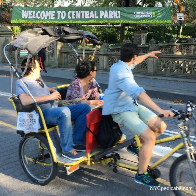 NYC: Central Park Pedicab Highlights Tour - Sheep Meadow, Tavern on the Green, and the return