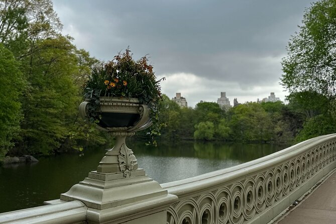 NYC Central Park Tour - Finishing at Strawberry Fields and the John Lennon memorial